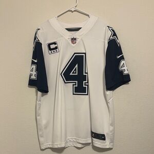 NIKE DALLAS COWBOYS DAK PRESCOTT ALTERNATE JERSEY (W/ 3RD YR CAPTAIN PATCH)